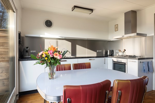 Medium property photo - K. van Zandbergenstraat 12, 9076 GB Sint Annaparochie